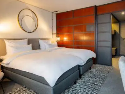 Maritim Hotel Nürnberg 4*, Núremberg